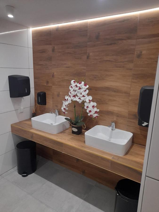 Hotel Schronisko Gosciniec Rownica Ustroń Esterno foto