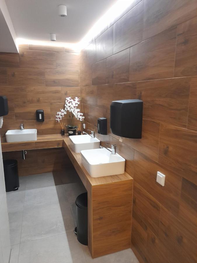 Hotel Schronisko Gosciniec Rownica Ustroń Esterno foto