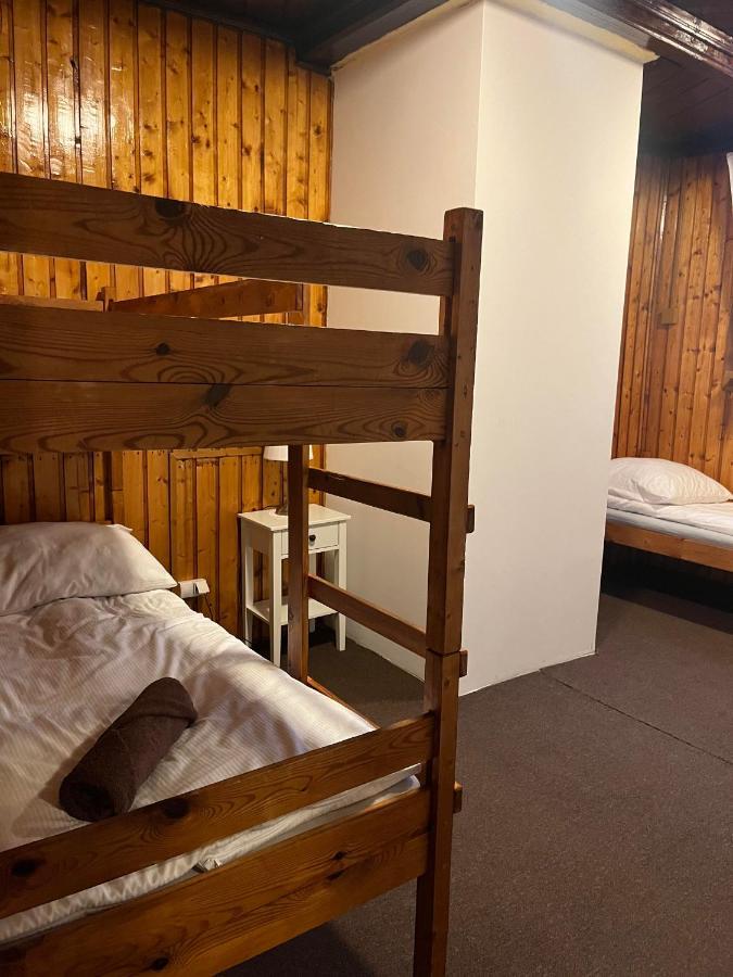 Hotel Schronisko Gosciniec Rownica Ustroń Esterno foto
