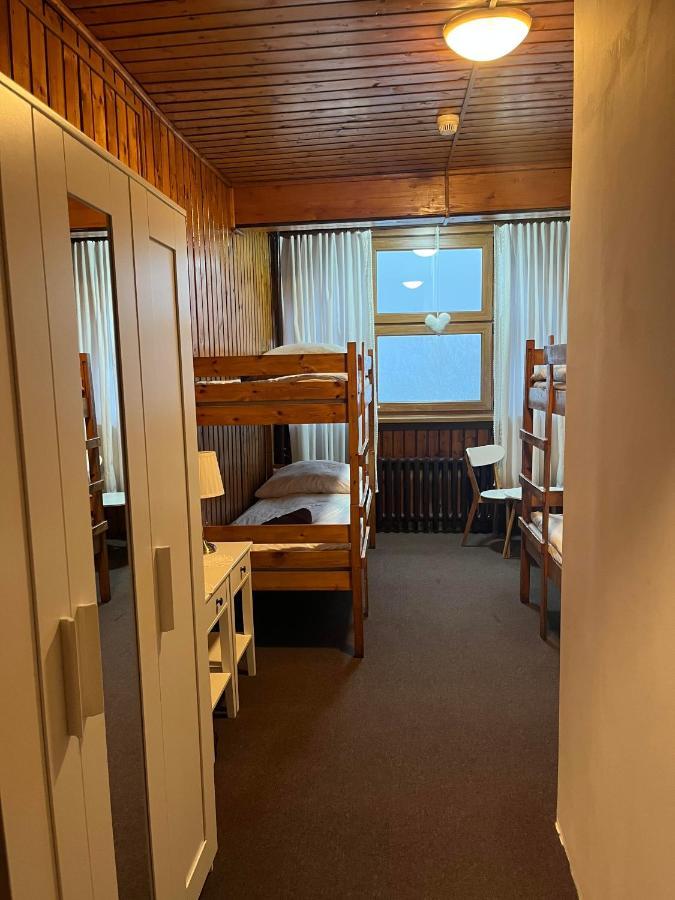 Hotel Schronisko Gosciniec Rownica Ustroń Esterno foto